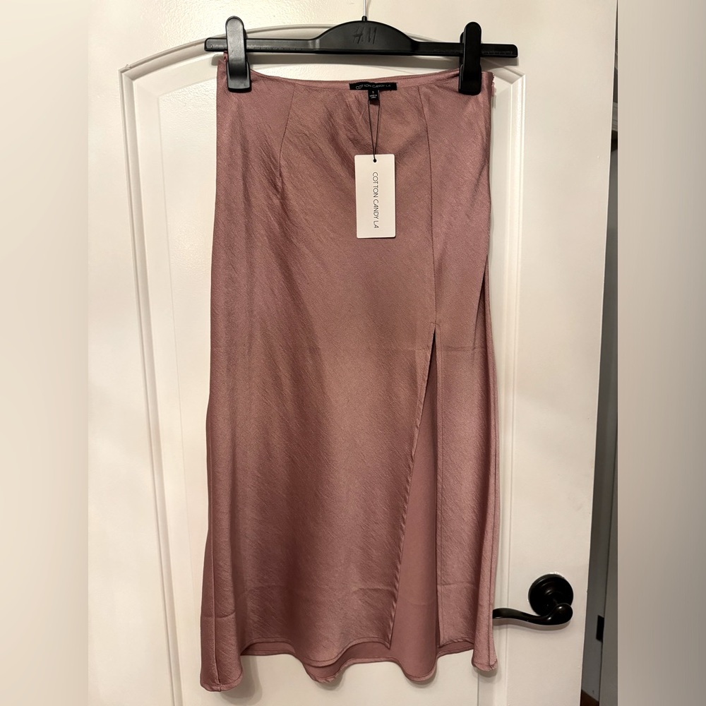 Cotton candy midi skirt with side slit. Size Small